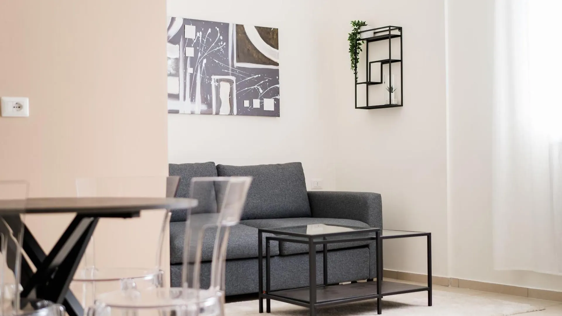 Dieci By Comorooms Appartamento