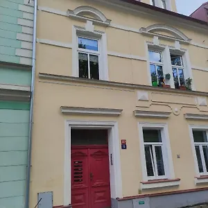 zkontrolujte dostupnost