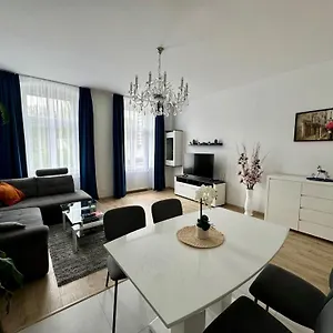zkontrolujte dostupnost