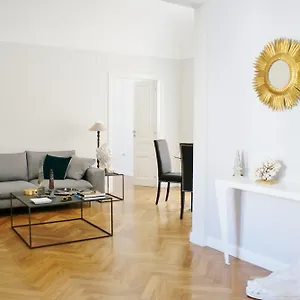 https://marialuisa-ortigia-apartment.sicilyhotelsitaly.net
