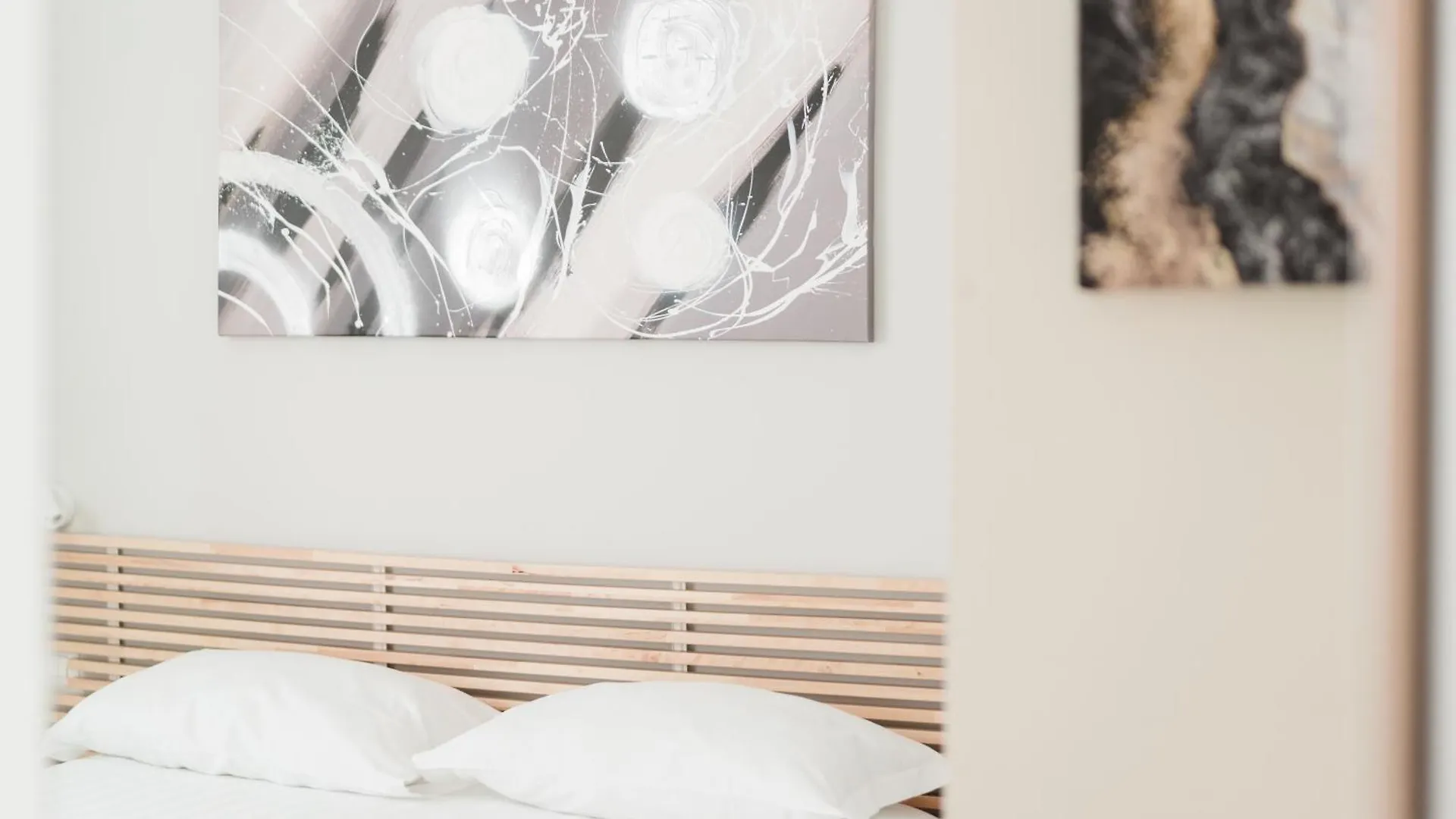 Apartment Dieci By Comorooms